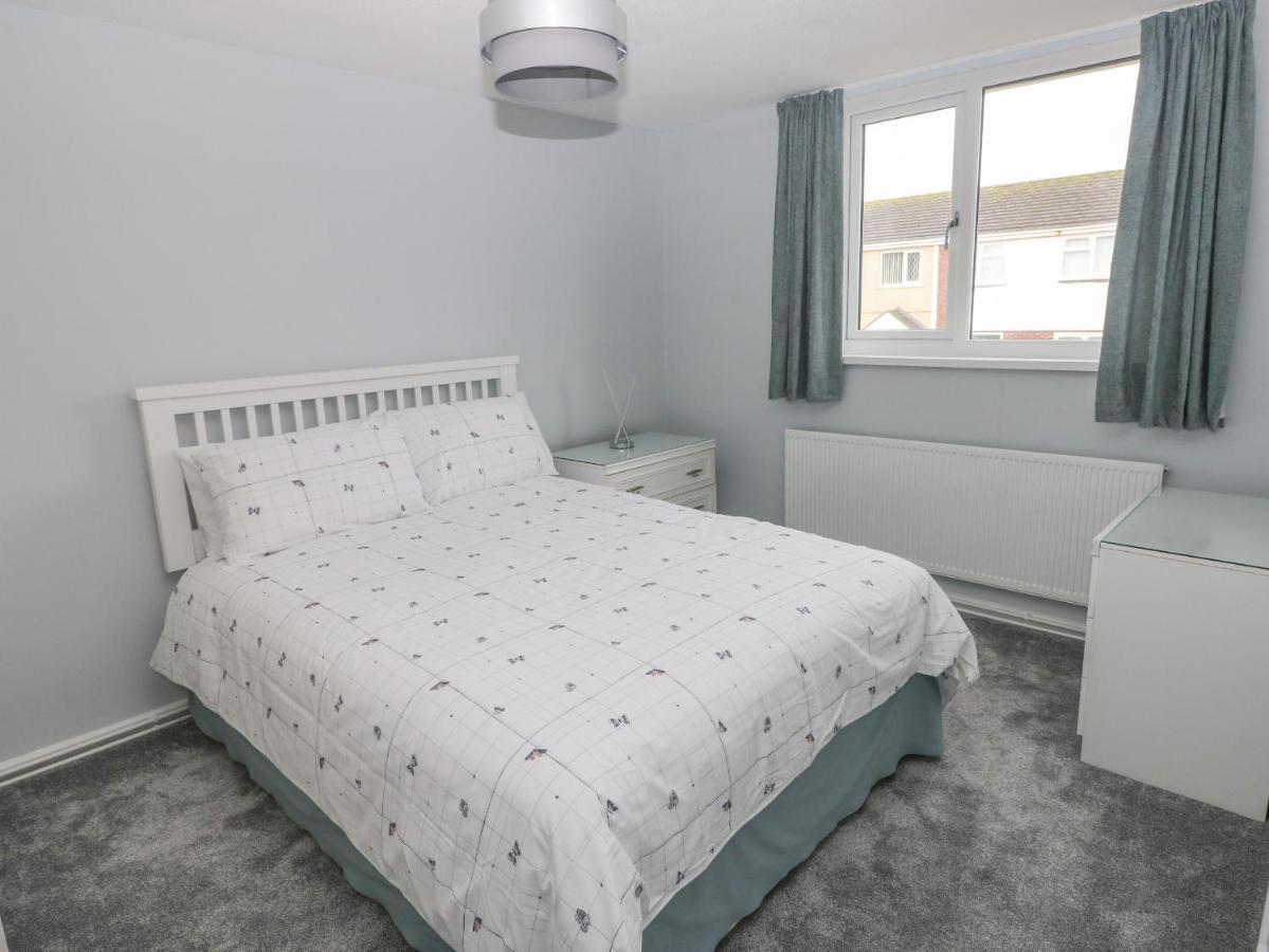 21 Sandfield Road Villa Burry Port Exteriör bild
