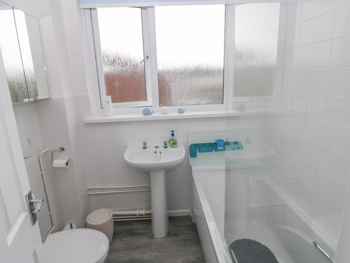 21 Sandfield Road Villa Burry Port Exteriör bild
