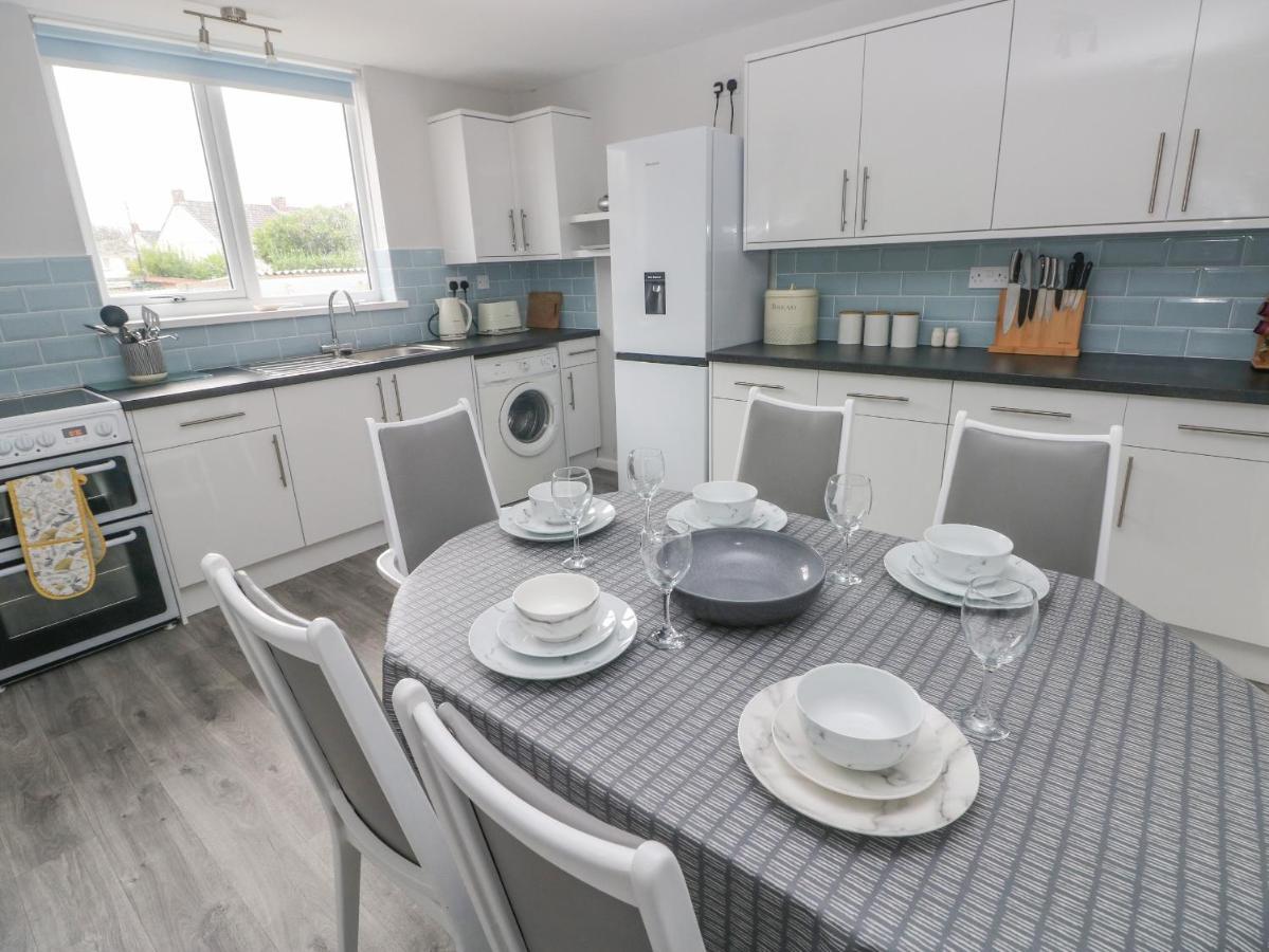 21 Sandfield Road Villa Burry Port Exteriör bild